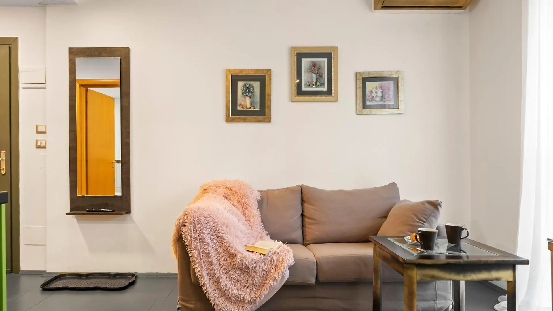 One Love Haven Apartment Bucharest