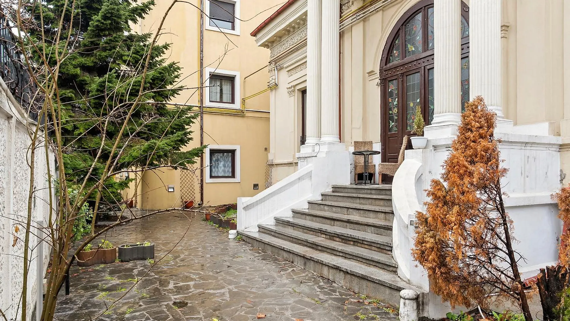 One Love Haven Apartment Bucharest 0*,